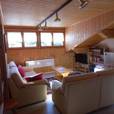 Confortevole Mansarda Di Montagna Poschiavo Buitenkant foto
