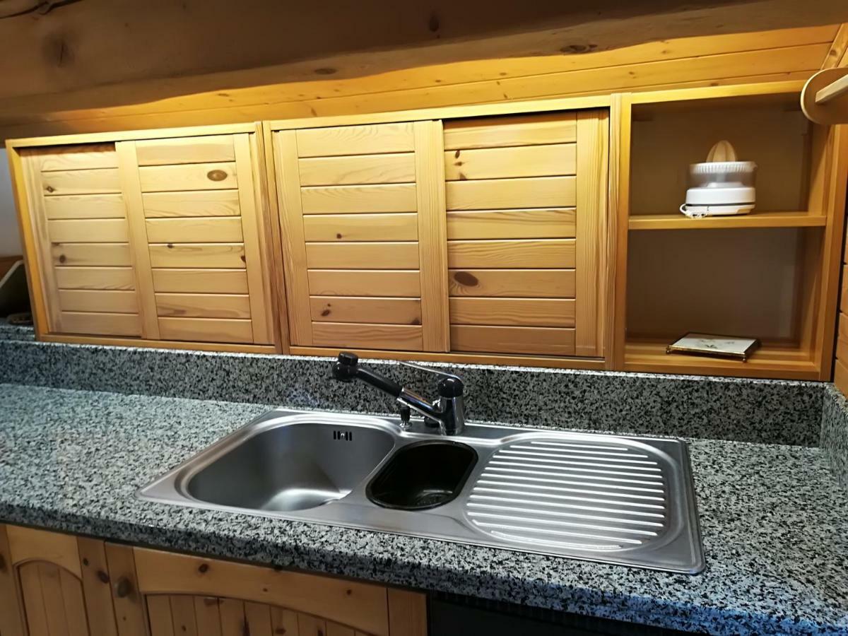 Confortevole Mansarda Di Montagna Poschiavo Buitenkant foto